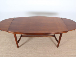 Sandinavian dining table in mahogany
