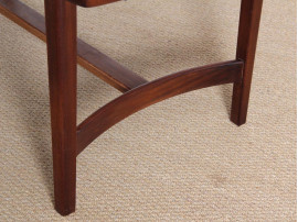 Sandinavian dining table in mahogany