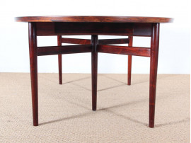 Scandinavian dining table in Rio rosewood by Arne Vodder 