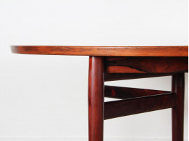 Scandinavian dining table in Rio rosewood by Arne Vodder 