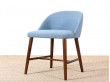 Petit fauteuil scandinave à dossier bas