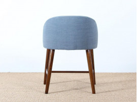 Petit fauteuil scandinave à dossier bas