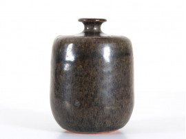 Unique stoneware vase brown glaze. Rolf Palm, own studio, Mölle, Höganäs, 1971. 