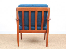 Paire de fauteuils scandinaves en teck modèle PJ56