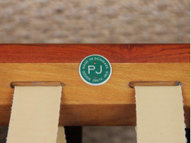 Paire de fauteuils scandinaves en teck modèle PJ56
