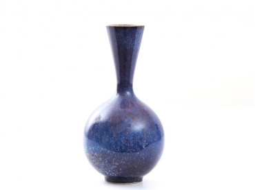 Vase en céramique   scandinave émaillée bleue