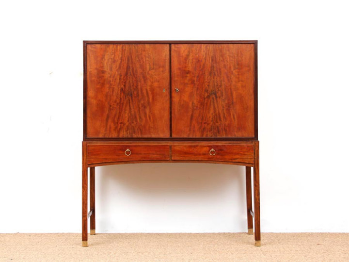 Cabinet scandinave en ronce de noyer