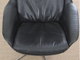 Danish mid-century modern swivel  lounge chair