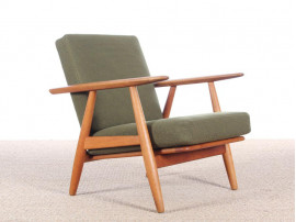 Danish mid-century modern pair of "Cigar chairs" GE-240