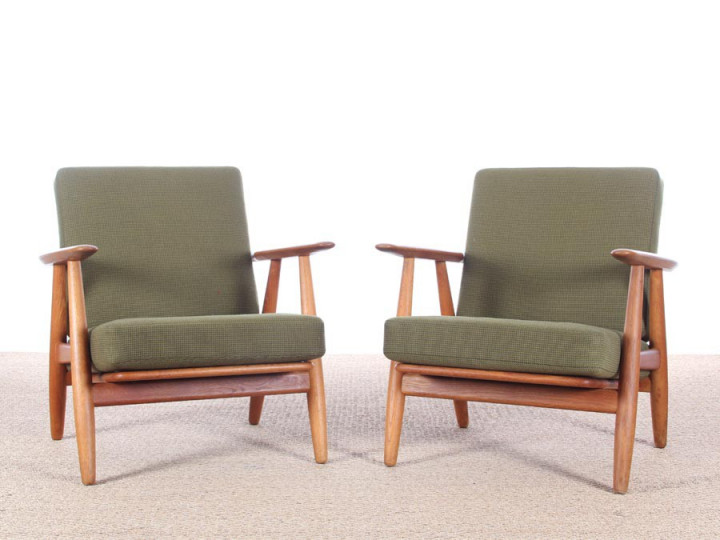 Danish mid-century modern pair of "Cigar chairs" GE-240