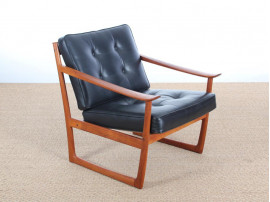 Paire de fauteuils scandinaves Modèle 130