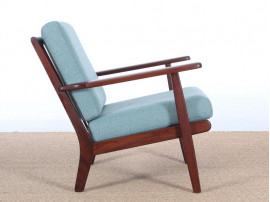 Danish mid-century modern easy chair model 88 by Hans Wegner.