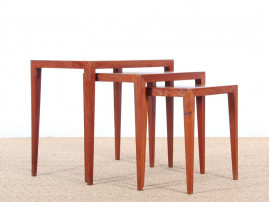 Tables gigognes scandinaves en teck