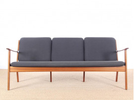 Banquette scandinave 3 places en acajou blond.