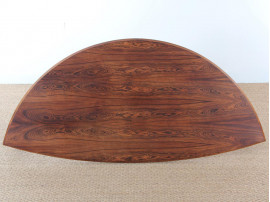 Danish mid-century modern coffe table in Rio rosewood by Johannes Andersen