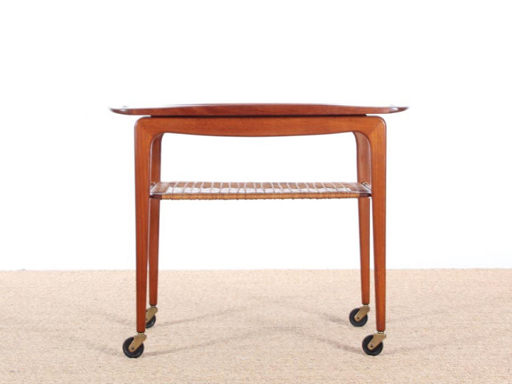 Scandinavian occasional table in Rio rosewood, designed by Johannes Andersen