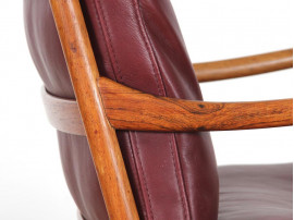 Danish mid-century modern pair of PJ149 colonial chairs in Rio rosewood