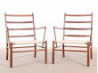 Paire de fauteuils en palissandre de Rio modèle PJ149 ou colonial chair