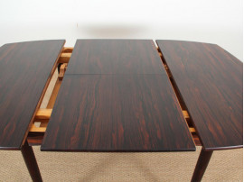 Table scandinave carrée en palissandre de Rio 4/10 pers