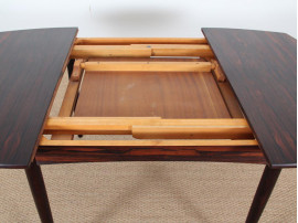 Table scandinave carrée en palissandre de Rio 4/10 pers