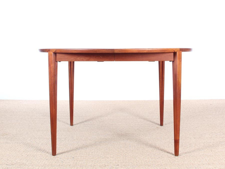 Table de repas scandinave extensible en teck 4/8 pers.