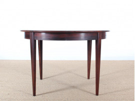 Scandinavian round dining table in Rio rosewood