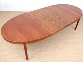 Grande table scandinave ovale en teck 6/12 pers