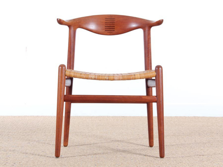 Cow horn chair in teak by Hans Wegner for Johannes hansen