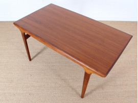 Table de repas scandinave 4/8 pers. en teck