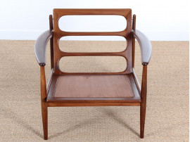 Danish modern pair of lounge chairs in teak 