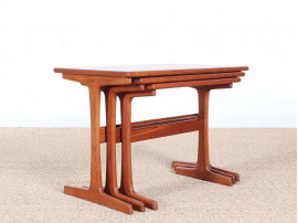 Scandinavian nesting tables in teak (1950)