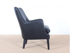 Fauteuil scandinave model AV 53 en cuir