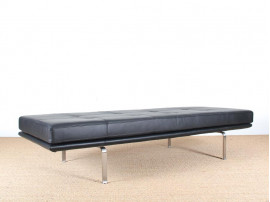 Mid-Century Modern scandinavian daybed by  Arne Vodder AV 57 new release.