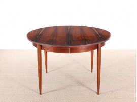 Mid-Century Modern scandinavian dining round table in Rio rosewood