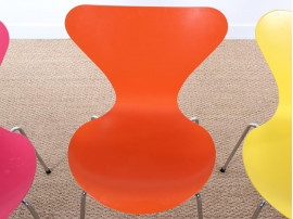 Mid-Century Modern scandinavian set of 4 chairs model 7 by Arne Jacobsen