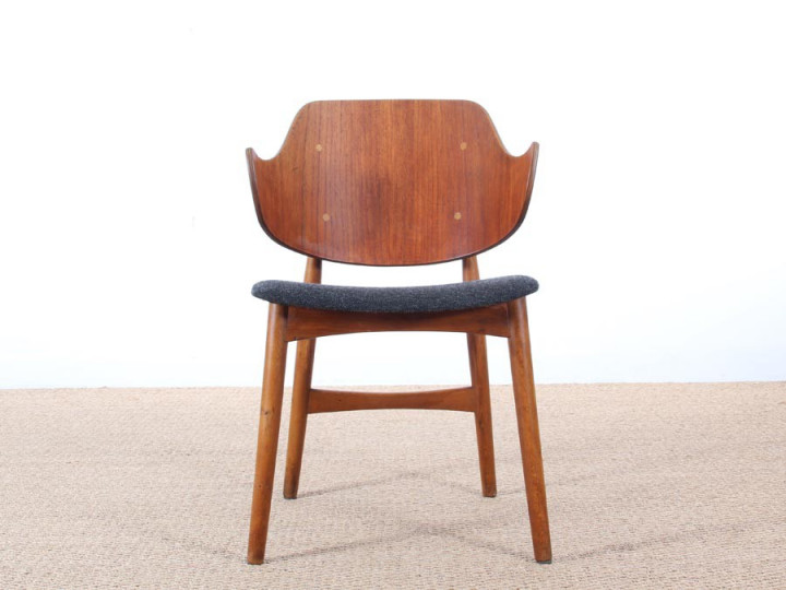 Mid-Century Modern scandinavian Shell  chair by Ib Kofod-Larsen