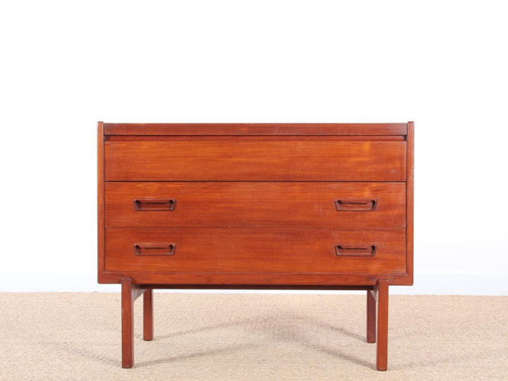 Mid-Century Modern scandinavian dressing table in teak by Arne Wahl Iversen. 