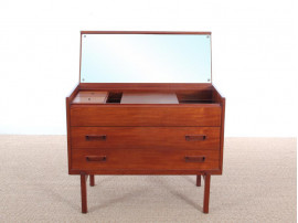 Mid-Century Modern scandinavian dressing table in teak by Arne Wahl Iversen. 