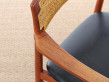 Paire de fauteuils scandinaves  en teck et cuir modèle W26