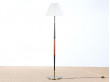 Grand lampadaire scandinave en teck et laiton