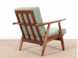 Paire de fauteuils scandinaves modèle "Cigar" GE-240