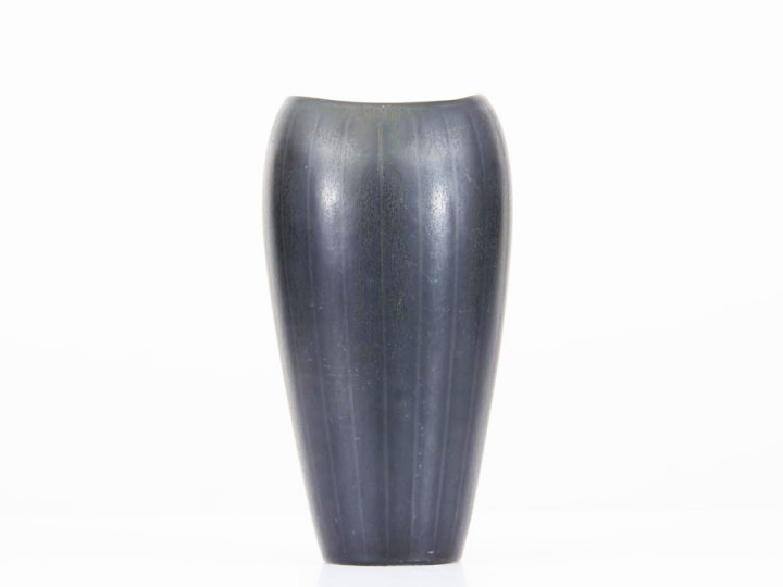 Vase scandinave noir AXZ 