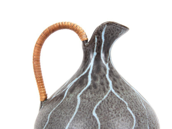 Grey Pitcher with Wicker Handle Galerie Møbler