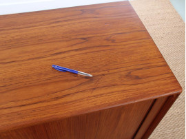 Mid-Century Modern scandinavian sideboard in teak by de Ejner Larsen.