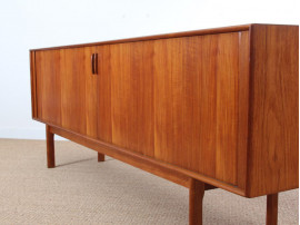 Mid-Century Modern scandinavian sideboard in teak by de Ejner Larsen.