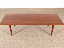 table basse scandinave en teck  massif model fd 516 