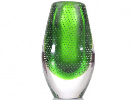 green glass vase 