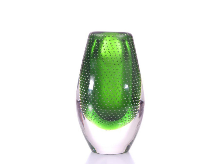 green glass vase 