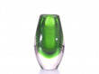 Petit vase en verre vert gunnel Nyman