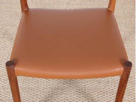 Set of 4 scandinavian teak chairs. Model 78. 